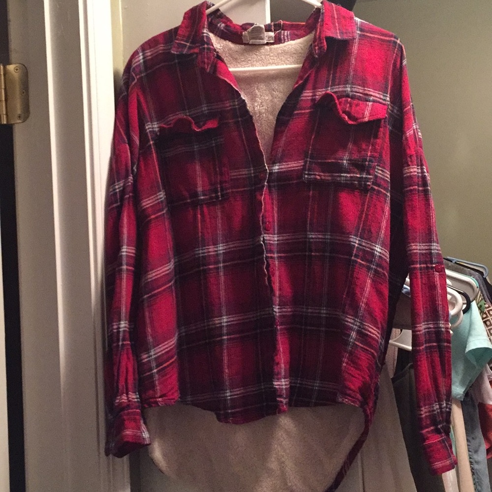 Super cute plaid shirt